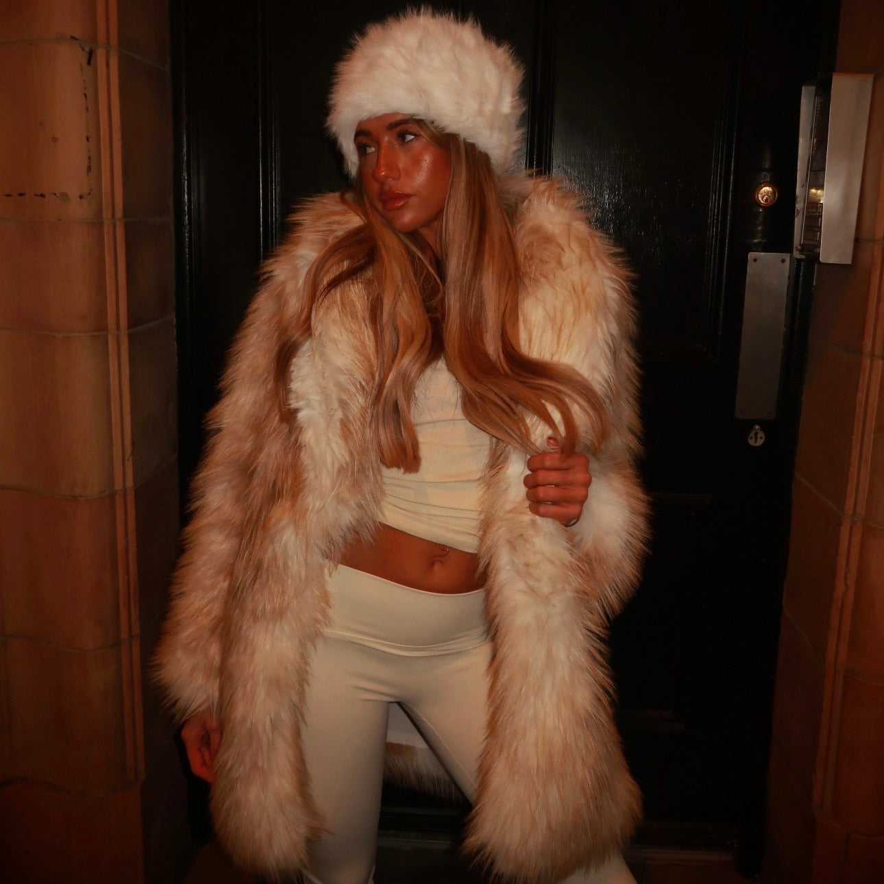 Snow bunny faux fur coat (Ready to ship)