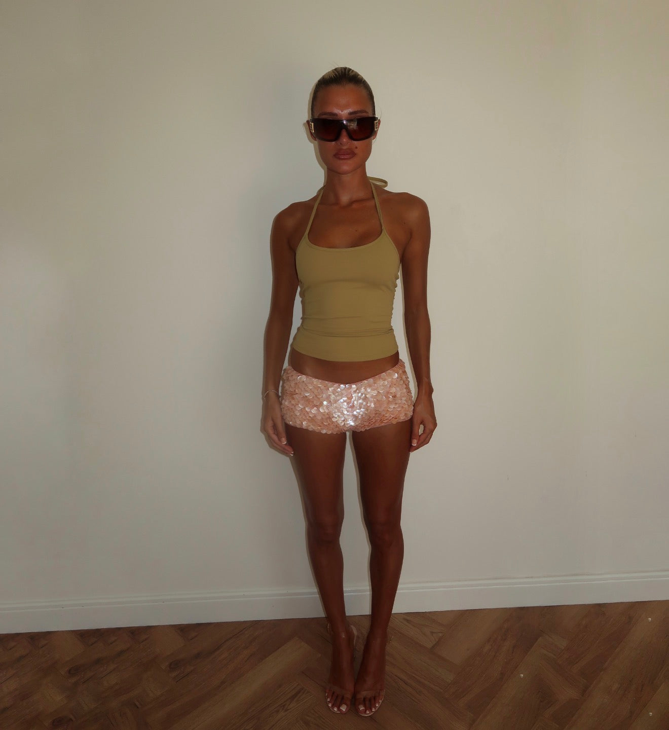 “Scale” shorts in light pink