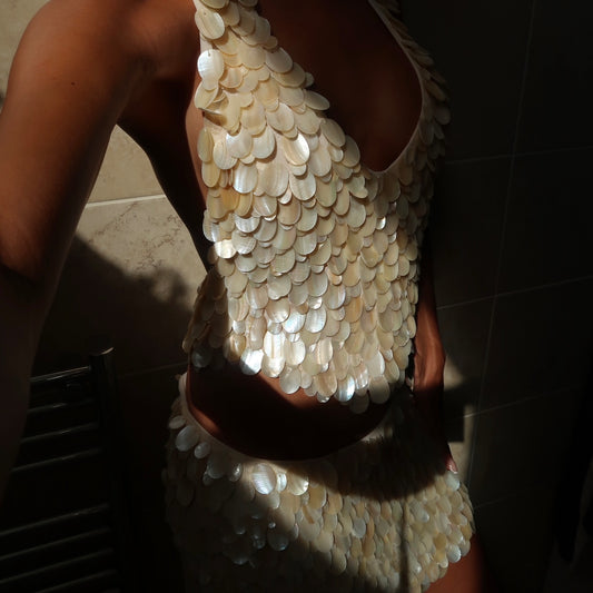 “Seychelles” Top in “Almond”